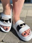 Слайдеры женские  KARL LAGERFELD
