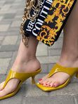 Сабо  женские JEFFREY CAMPBELL