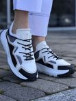 Кроссовки женские STUART WEITZMAN