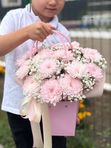 Цветочная сумочка из кустовых хризантем
