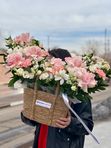 Композиция в сумочке с французскими розами