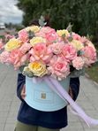 Композиция с пионовидными розами