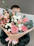 Микс букет из нежных цветов