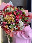 25 💕Альстромерий микс в оформлении