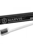 Мягкая зубная щетка с нейлоновой щетиной Marvis