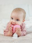 ROXY-KIDS Силиконовый прорезыватель Грибочек с держателем в футляре, розовый  (0+) *