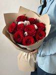 9 эквадорских красных роз