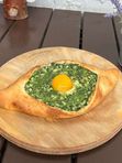 Хачапури с сыром и шпинатом