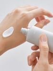 Солнцезащитный крем с комплексом церамидов Celimax Dual Barrier Watery Sun Cream SPF50+PA++++ 50мл