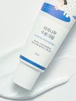Увлажняющий санскрин с берёзовым соком Round Lab Birch Juice Moisturizing Sunscreen SPF50+ 50мл