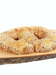 Svētku kliņģeris ar vistas girosa, dārzeņu pildījumu ar sieru un sēkliņām 14,99 Eur/Kg)