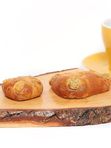 Pīrādziņš ar kartupeļu un zaļumu pildījumu
