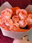 Букет нежных коралловых роз