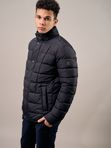 Куртка мужская на синтетическом пуху с отделкой из трикотажа SARDO/MW429-14 сине-чёрный
