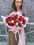 Букет «Мисс клубника в шоколаде»