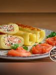 Млинці з лососем та сиром