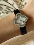 Van Cleef & Arpels Alhambra