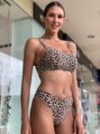 Топ Soft Stretch Лео Chantelle (фэшн)