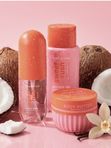 Набор для тела с ароматом кокоса и ванили Body Travel Set Vanilla Blur (баттер для тела 50мл + гель для душа 110мл + мист для тела и волос 35мл)