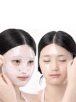 Гидрогелевая осветляющая маска APRILSKIN TXA Niacinamide Collagen 99 Capsule Gel Mask 30г