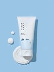 Мягкая пенка для умывания с морской водой Round Lab 1025 Dokdo Cleanser, 150 мл