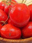 Помидоры красные соленые, 100г.