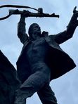 Монумент защитникам Ленинграда на пл. Победы, детям, чт-вт