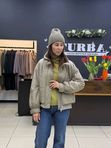 Куртка укороченная серо-зеленая