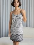 Короткая сорочка на бретелях (48-50 размер)