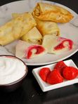 БЛИНЧИКИ С КЛУБНИКОЙ