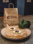 Корзинка слоеная с марципановой начинкой и ягодами