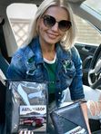 Автонабор "Люкс" в сумочке  (автополотенце, автостекло, варежка-соты, резиновая)