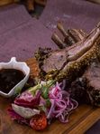 Каре барашка с фисташками / Rack of lamb with pistachios