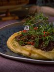 Томлёная говядина с картофельным пюре / Stewed beef with mashed potatoes