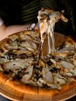 Пицца курица с грибами / Chicken and mushroom pizza