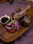 Каре барашка с фисташками / Rack of lamb with pistachios