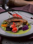 Филе Сибаса в винном соусе\sea bass fillet in wine sauce