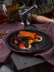 Стейк из Лосося в икорном соусе / Salmon steak in caviar sauce