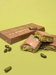 Дубайский молочный WOW-шоколад с фисташковой начинкой