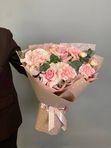 Розовый букет с французской розой