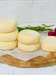 Сырники из творога с изюмом