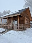Домик для трёх гостей