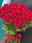 35 эквадорских роз