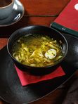 Куриный суп-лапша с перепелиным яйцом