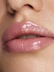 LIP GLOSS CARE. 101 PALE PINK