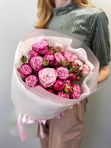 7 spray roses