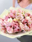 A mix of eustoma and alstroemeria