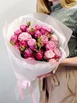 7 spray roses