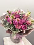 Mixed bouquet with zinnia