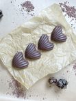 4 marzipan Candies